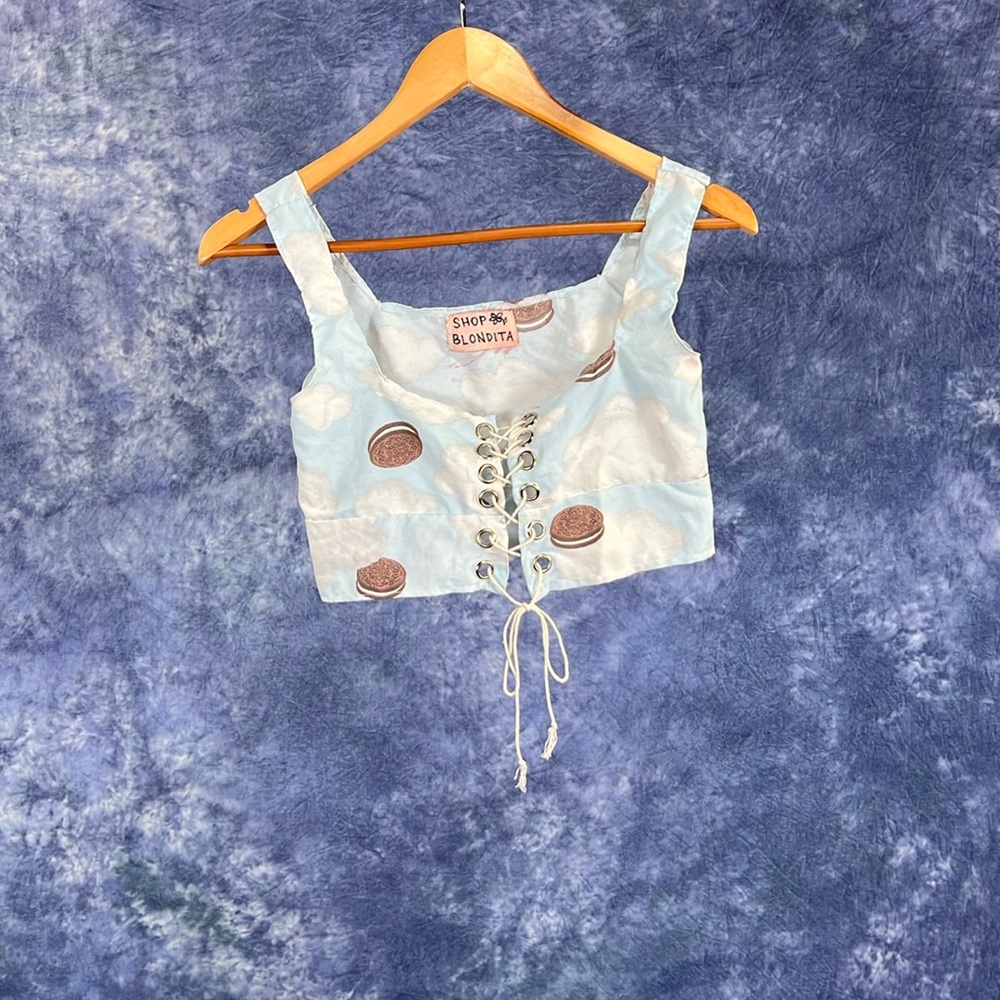 🍪 Y2K Nostalgic "Oreo" Print Lace-Up Crop Top - Size M